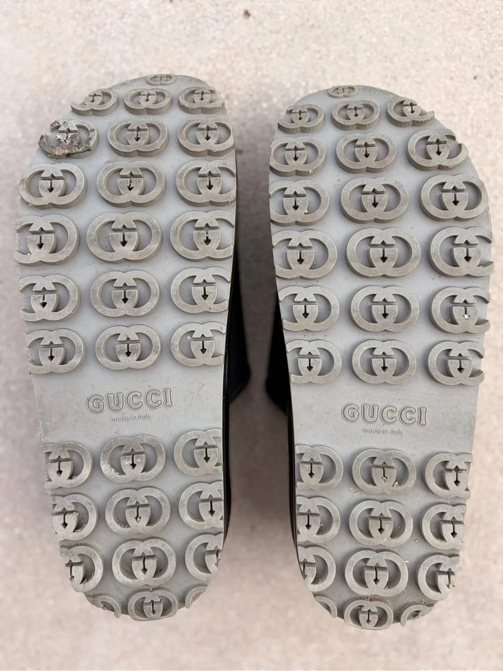Gucci Black Interlocking G Slide Sandals